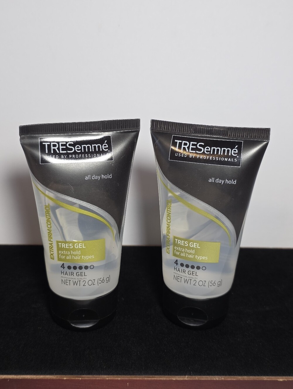 TRESemme TRES Gel Extra Firm Control 4 All Day Hold Travel Size 2 oz Lot of 2